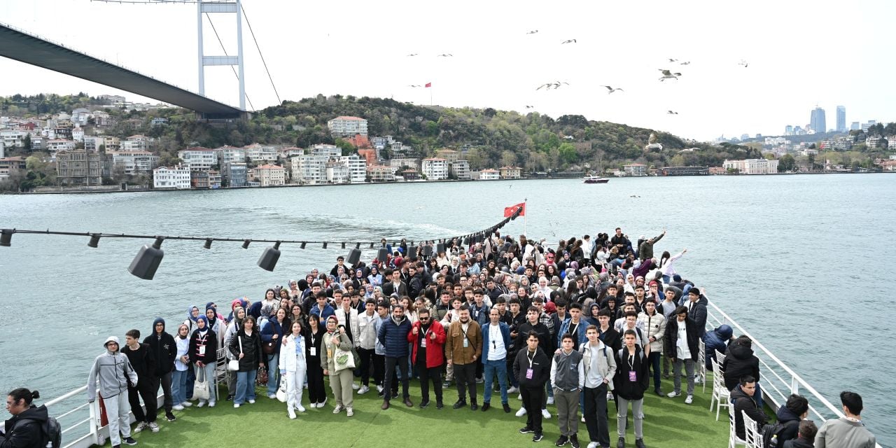 AKP'li belediye geziye 95 milyon lira ayırdı
