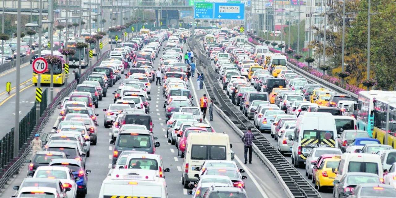 TÜİK trafiğe çıkan 94 bin 939 aracı marka marka açıkladı