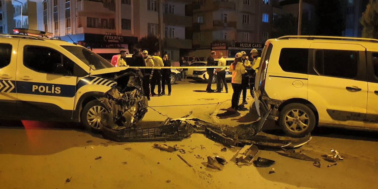 İhbara giden 2 polis zincirleme kazada yaralandı