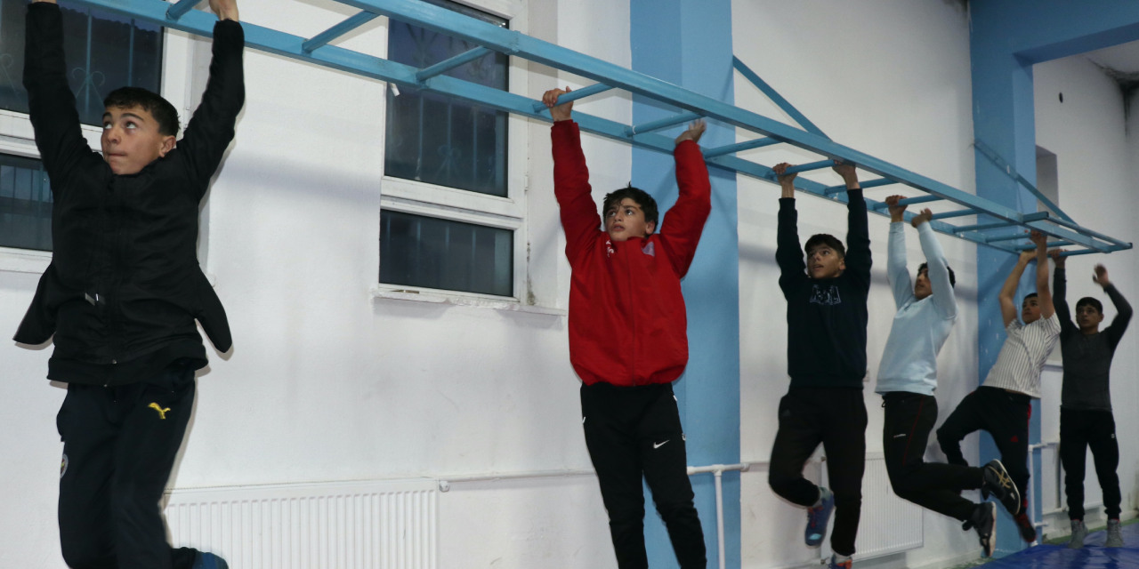 Yetenek taramasıyla keşfedildiler: Okuldan mindere, minderden milli takıma