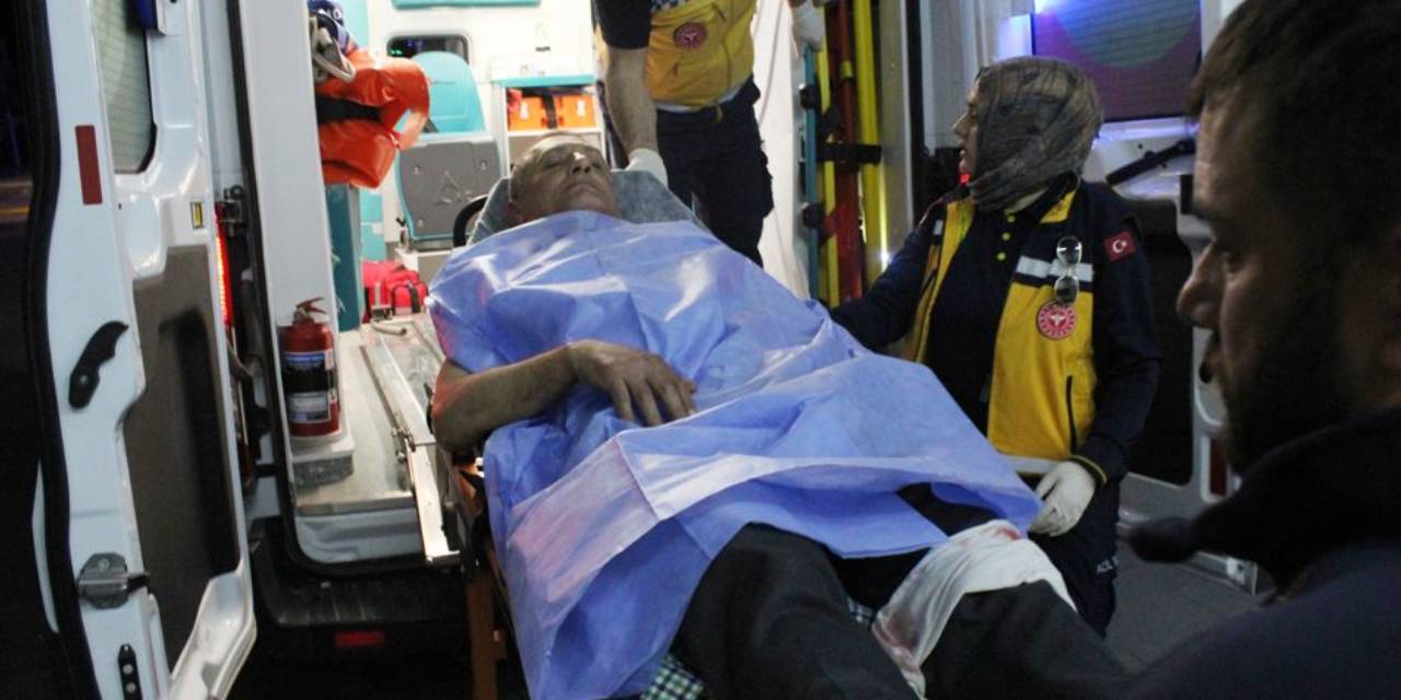 Otopark kavgası kanlı bitti: Komşusunu bıçakladı