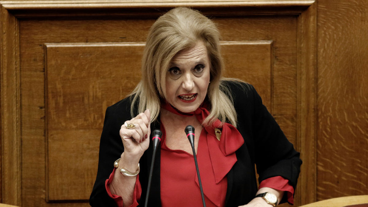 Yunanistan'da bir milletvekili, kötü yerel seçim sonuçları sonrası istifa etti