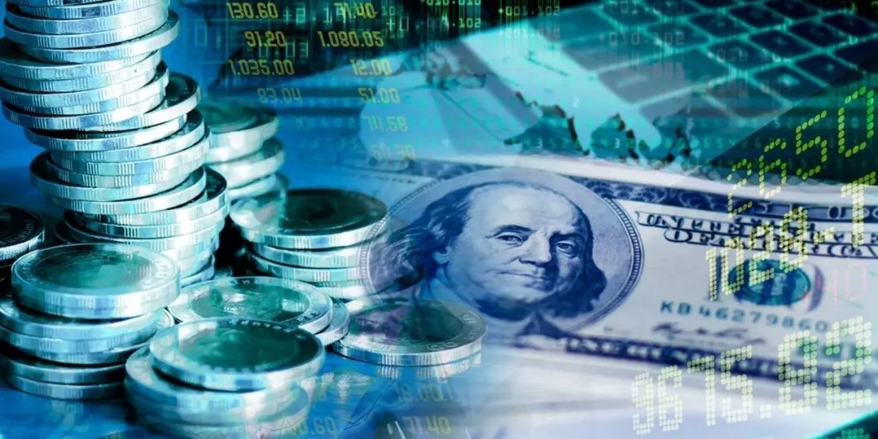 Borsada tarihi gün: Altın rekor kırarken dolar yükselişte