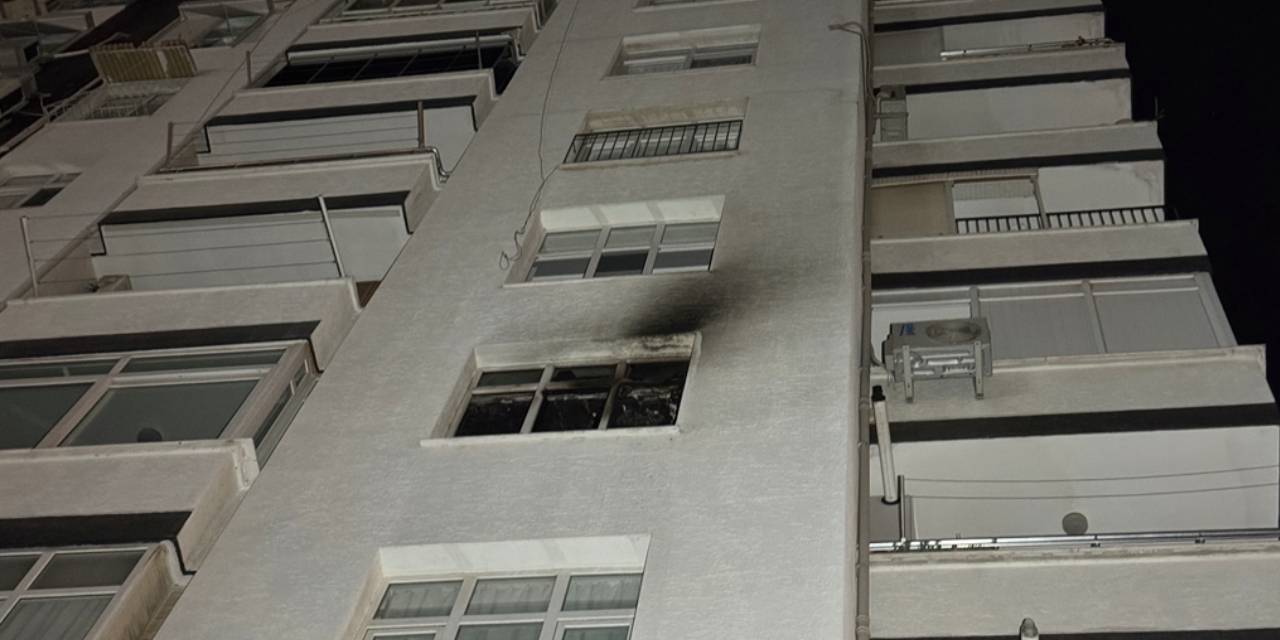 Adana'da bir sitenin 5'inci katında çıkan yangında 1 kişi hayatını kaybetti