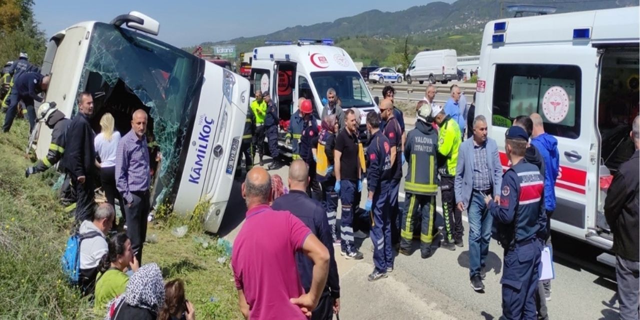 Yalova'da yolcu otobüsü devrildi! Ölü ve yaralılar var