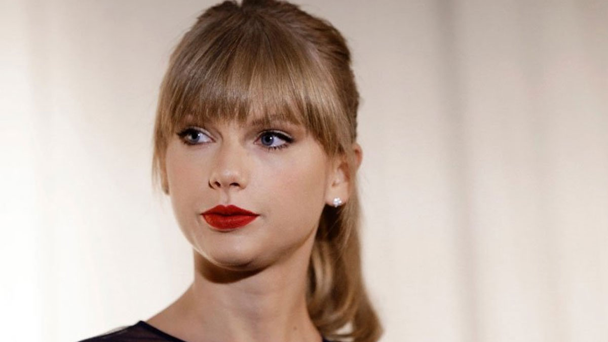 Taylor Swift sorulan soruyu cinsiyetçi bulduğu için cevaplamadı