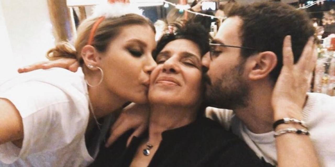 İrem Derici kendisine kızarak kırdığı için özür diledi!