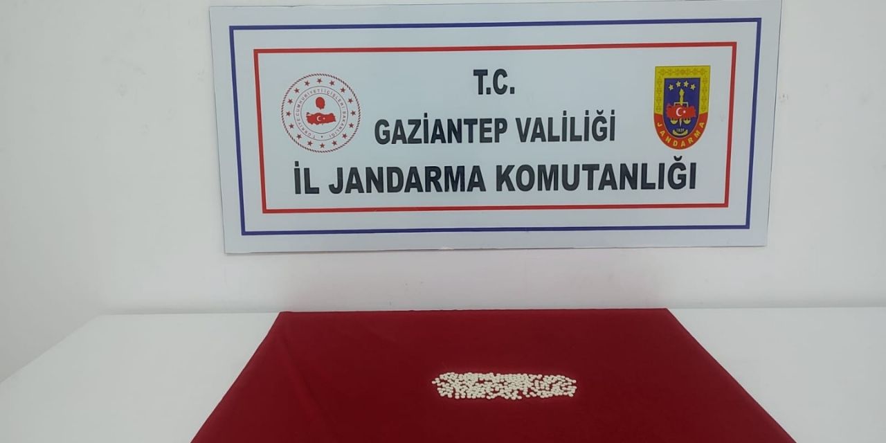 Gaziantep’te zehir tacirlerine operasyon: 3 tutuklama