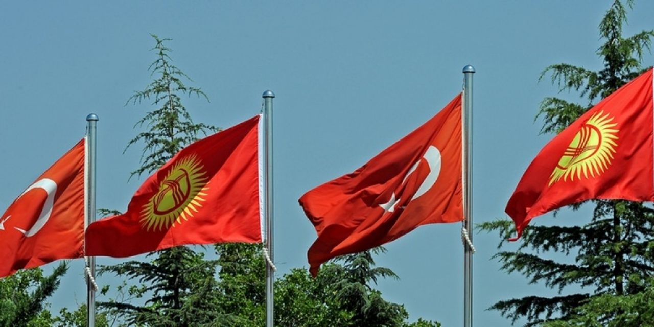 TBMM Başkanı Kurtulmuş, Kırgızistan'da resmi görüşmelerde bulundu