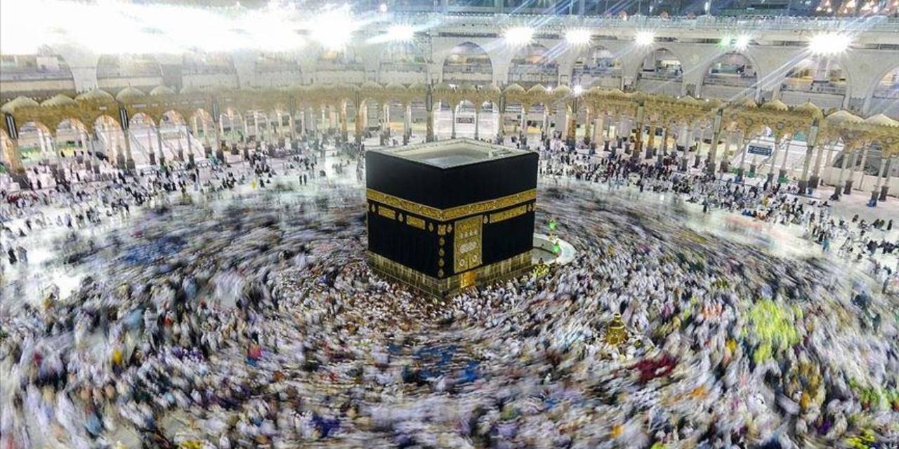 İzinsiz hacca gidenlere 10 yıl ülkeye giriş yasağı
