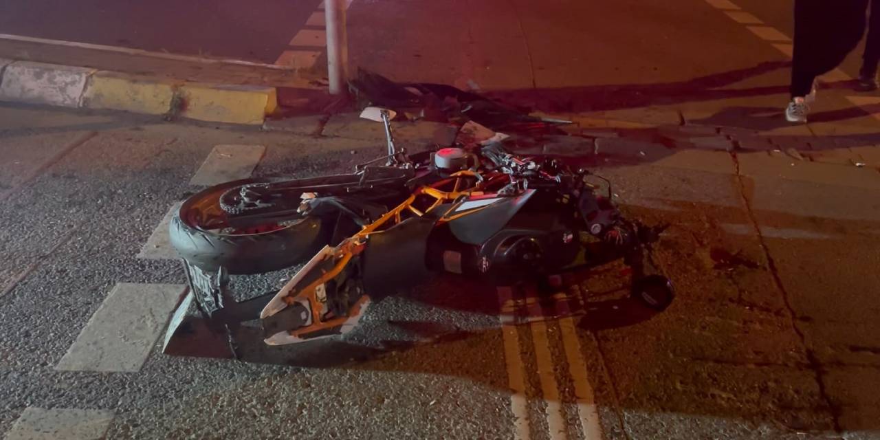 Sarıyer'de otomobil ile motosiklet çarpıştı: 2 ağır yaralı