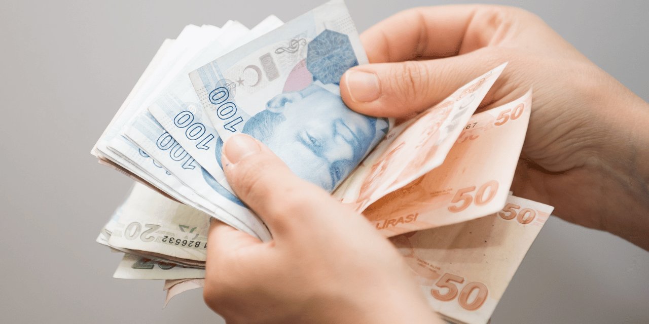 En düşük işçi maaşı 67 bin TL oldu! İşçiler sendikayı protesto etti