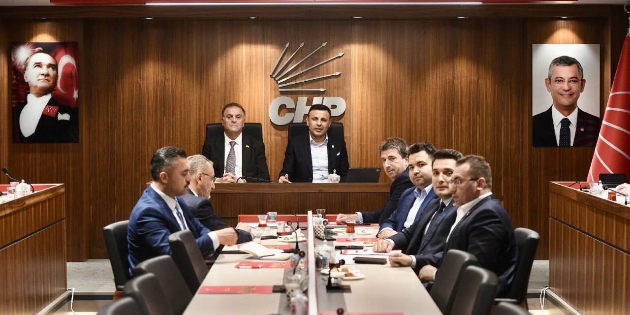 Özgür Çelik: Ülkemiz için çalışmaya devam ediyoruz