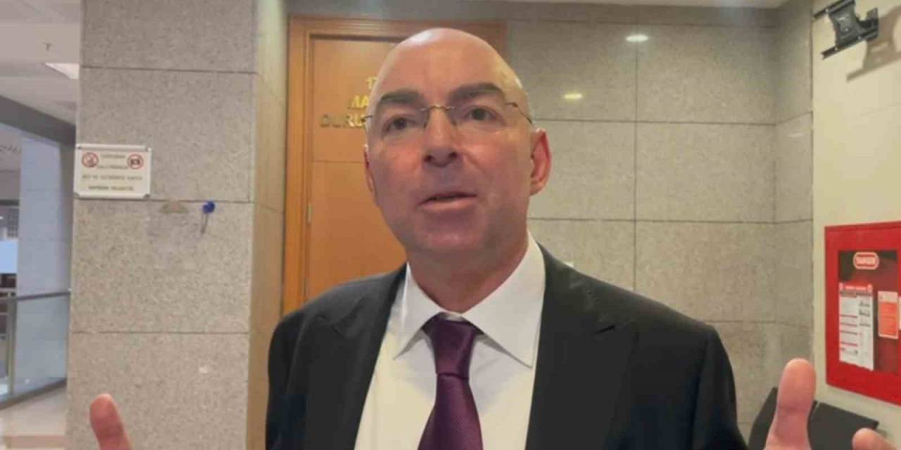 Sabancı'ya tazminat davası açtı: Borçlu çıktı