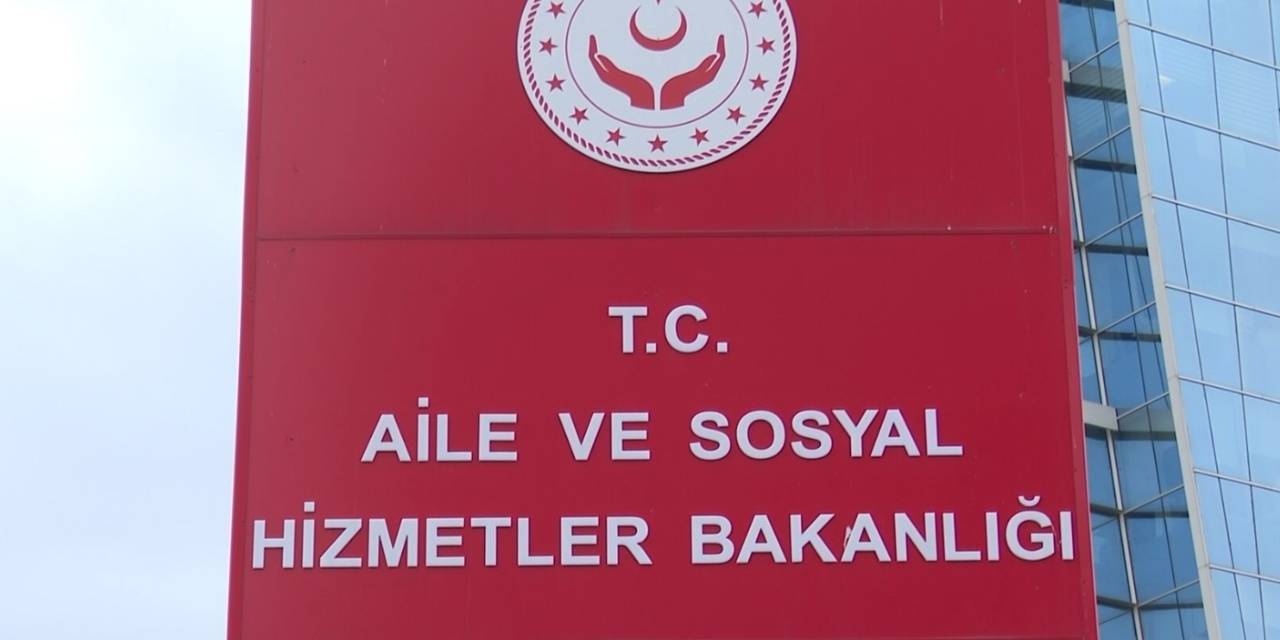 Denizli'de şiddete maruz kalan iki yaşındaki çocuğun durumuna ilişkin bakanlıktan açıklama