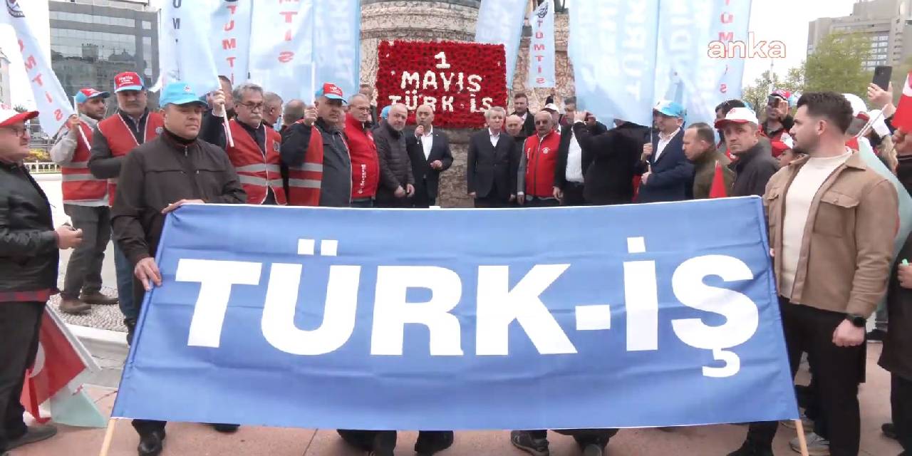 Türk-İş, Taksim Meydanı'na çelenk bıraktı