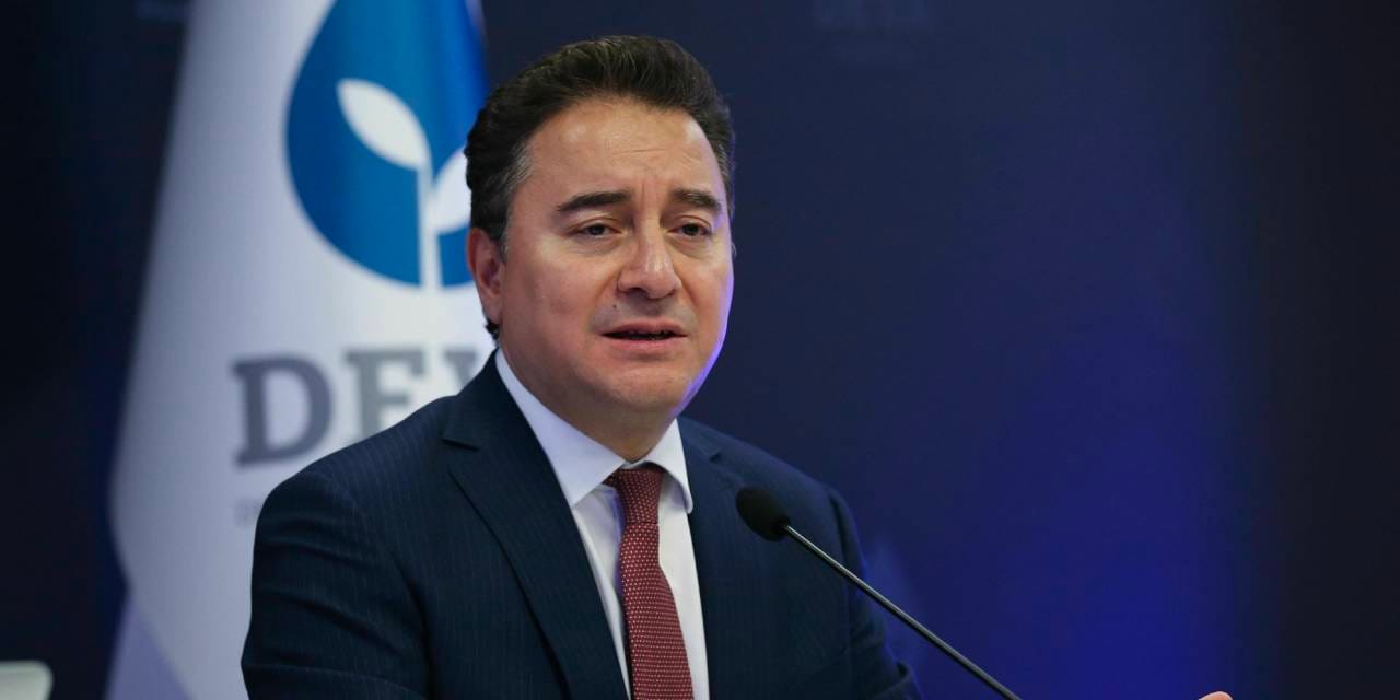 Ali Babacan'dan TRT'ye tepki: Hakkımı helal etmiyorum!