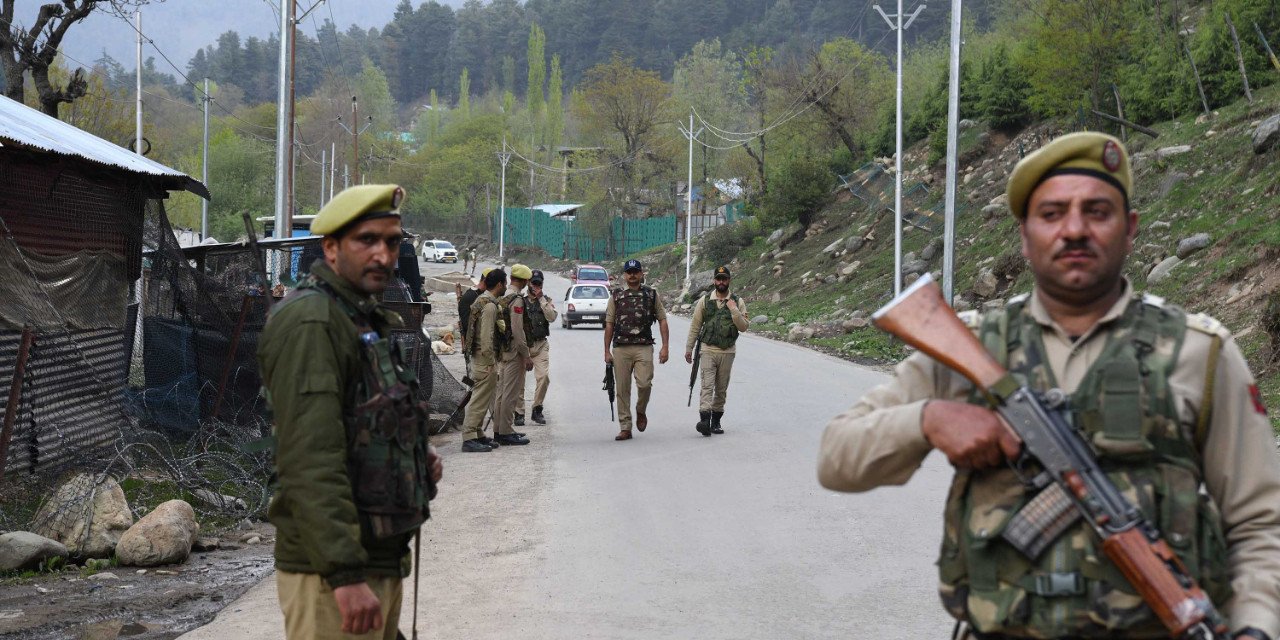 Pakistan Hindistan hattında gerilimi düşürecek hamle