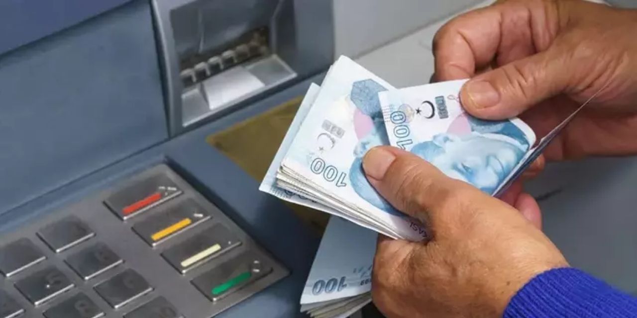 SGK takipte: Emekli bayram ikramiyesi alamayabilirler