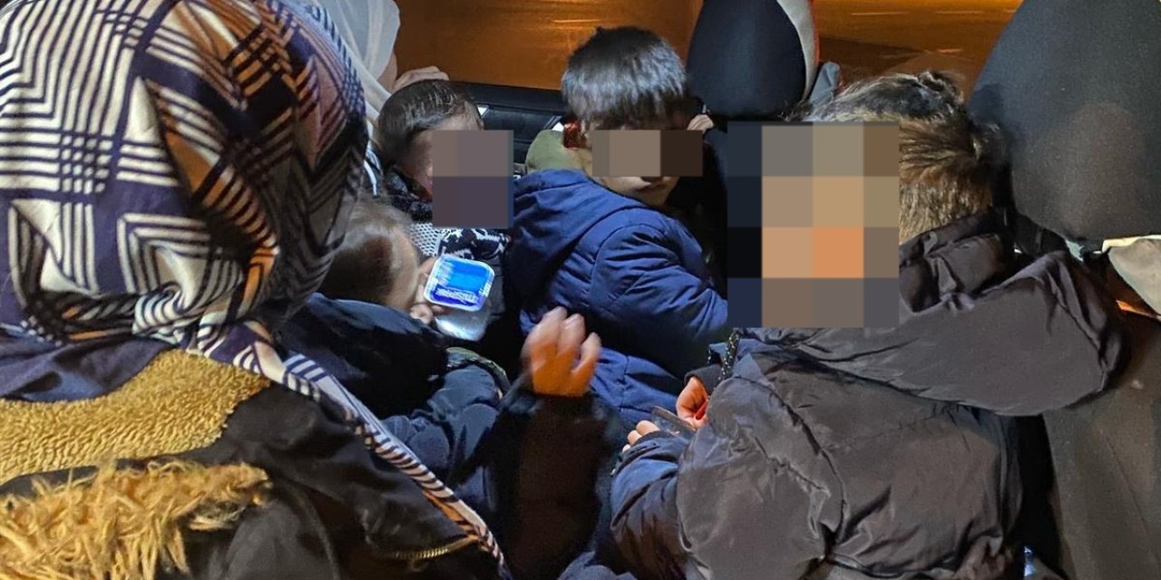 İnsan kaçakçılarına operasyon: Çoluk çocuk 13 kişi bir arabada