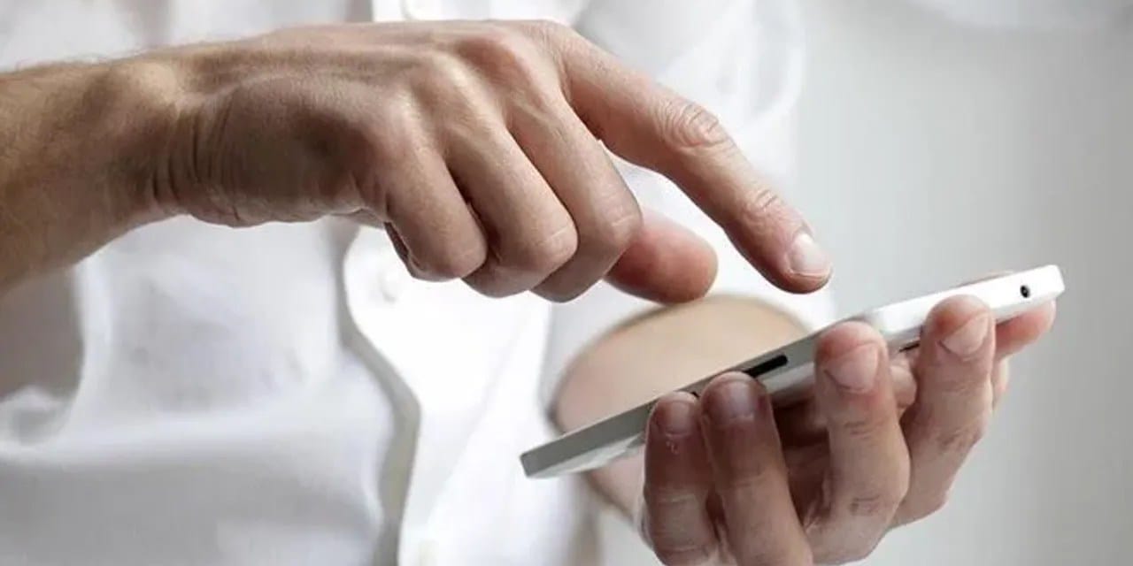 Sazan sarmalına yakalanıyordu, parası dakikalar içinde bloke edildi