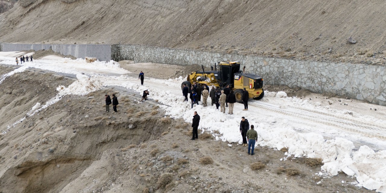 Bitlis’te 25 milyon liralık karla mücadele tamamlandı