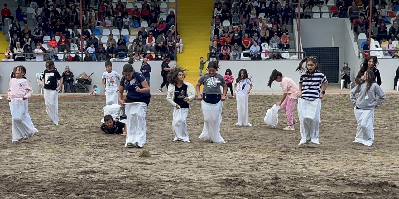Antalya'da kadınlar yarıştı