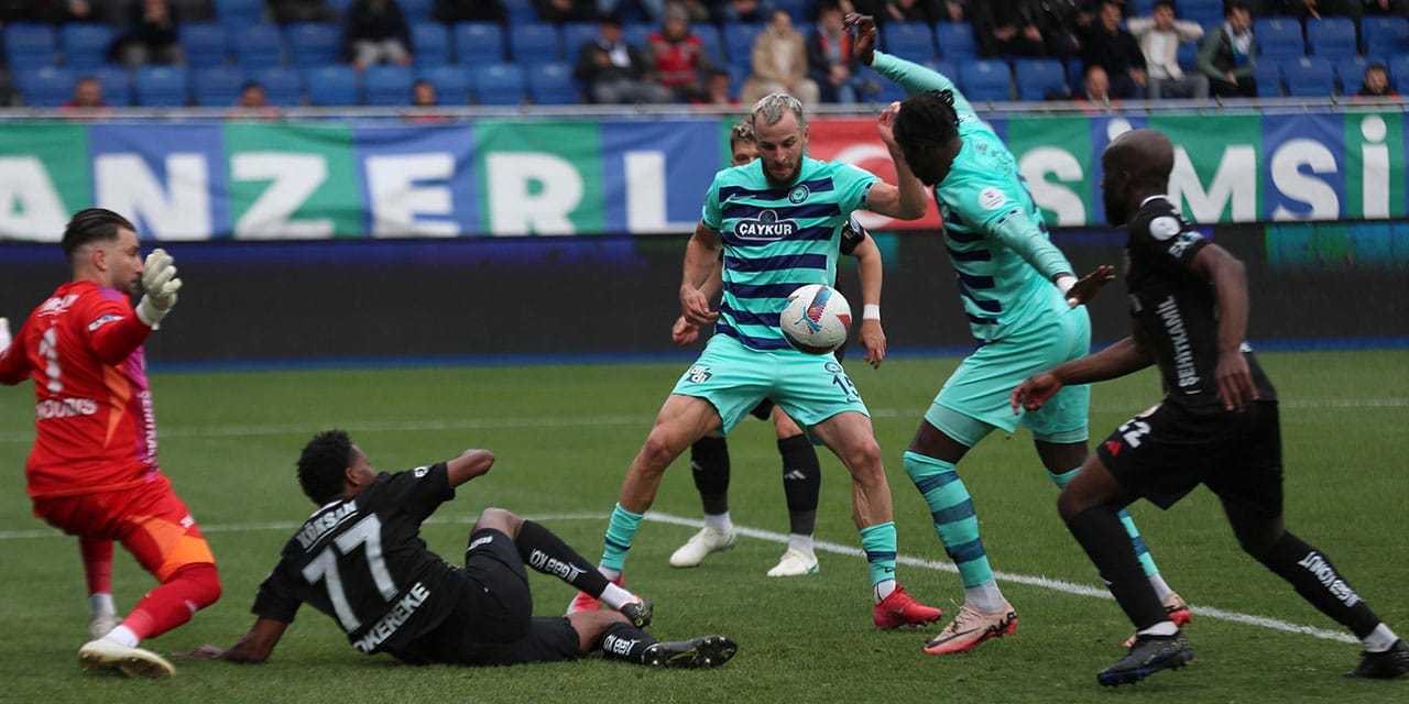 Rizespor Selçuk İnan'ı şaşkına çevirdi