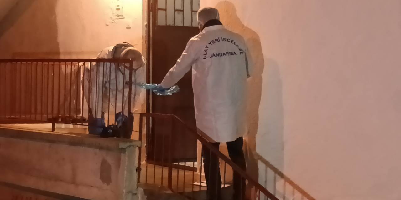 Gazi Türkoğlu ve eşi soba gazından zehirlendi