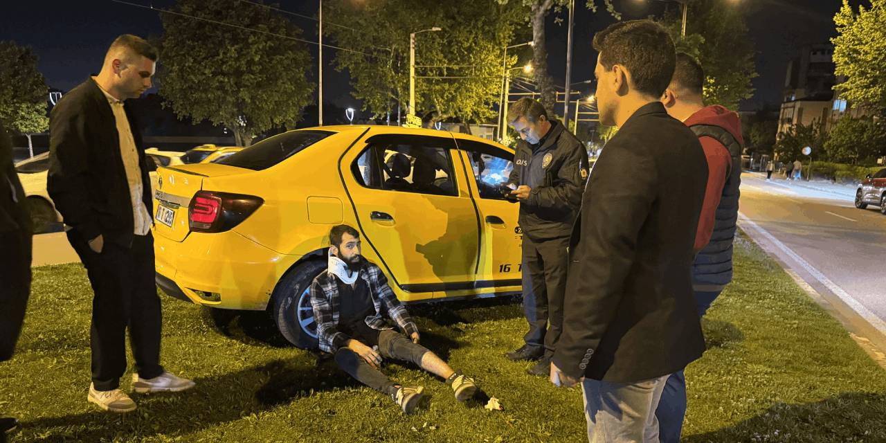 Taksi ile araç birbirine girdi: 7 yaralı