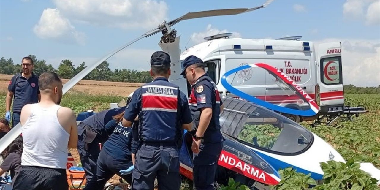 Adana'da cayrokopter, araziye sert iniş yaptı