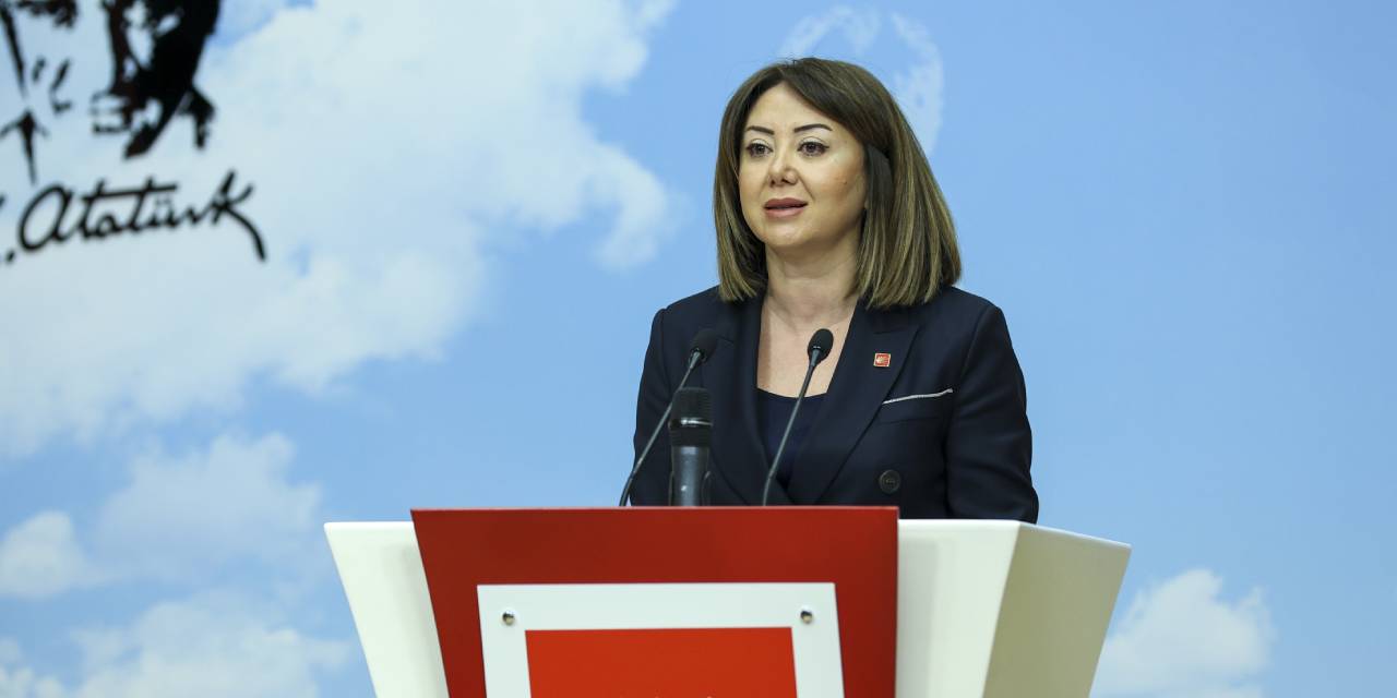 Gül Çiftci: Yeni Şafak yazarı Karagül hakkında suç duyurusunda bulunulacak