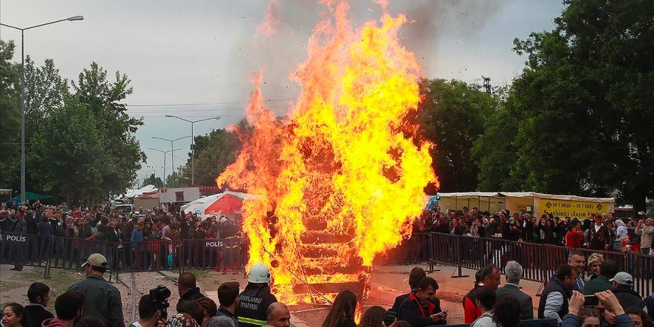 Binlerce kişi alev alev yakacak: "Herkes Edirne'ye gelsin"