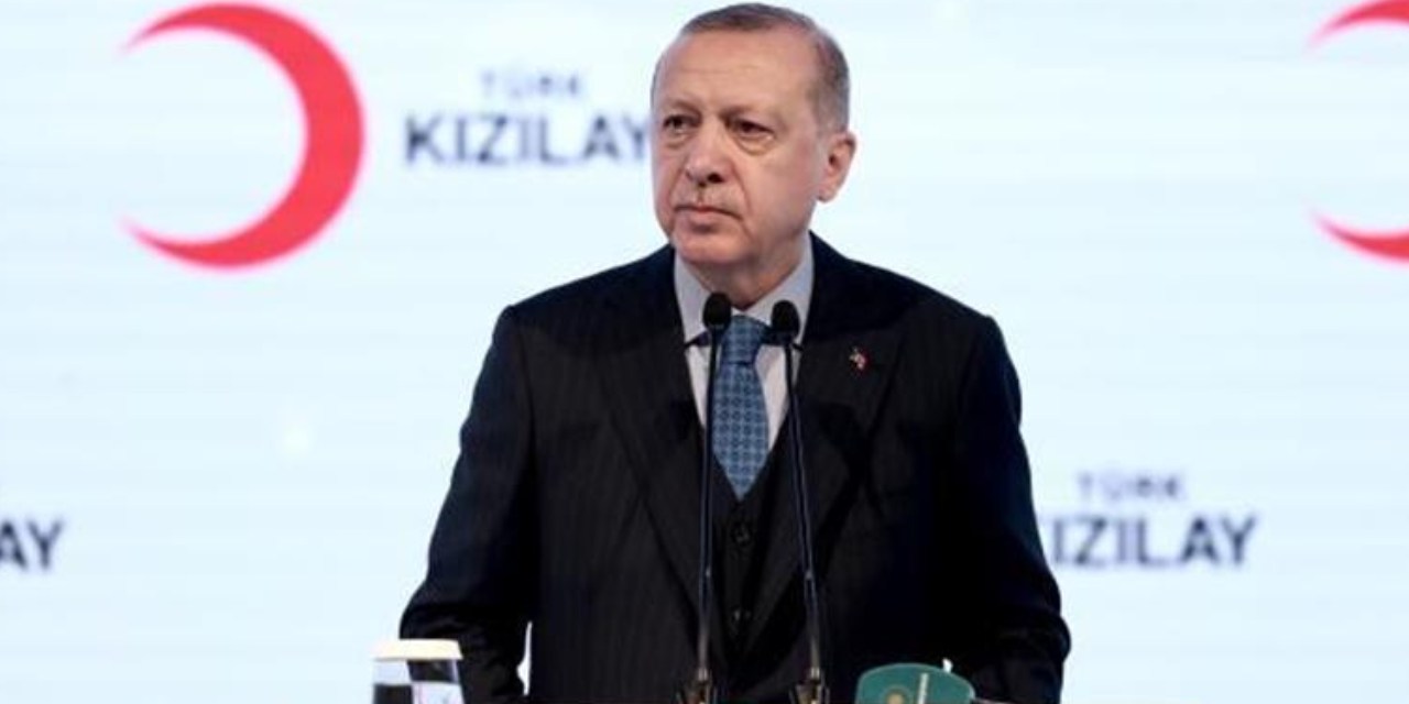Erdoğan 6 Şubat'ta çadır satan Kızılay'ı övdükçe övdü