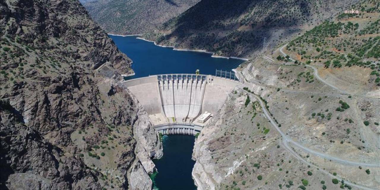 İktidar özelleştirmeye doymadı: Sivas'ta Çamlıgöze ve Koyulhisar HES'lerin işletme hakkı 2.16 milyar TL'ye devredildi