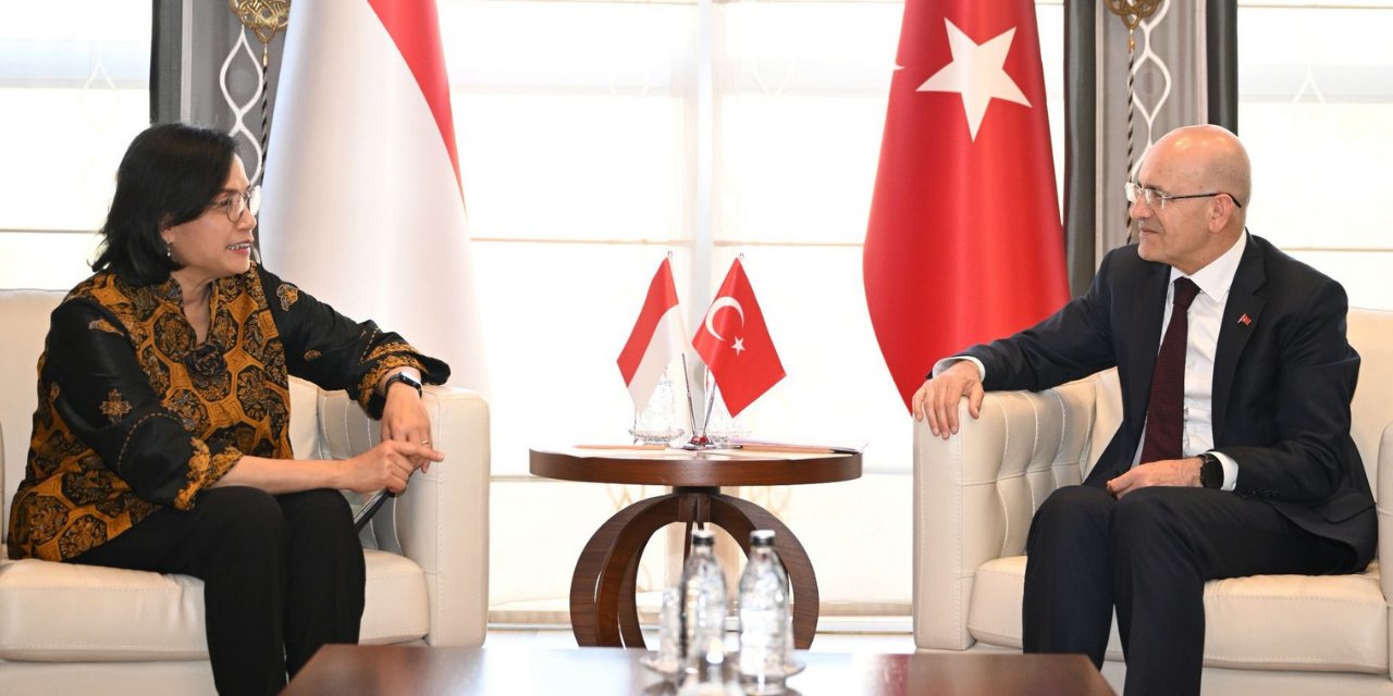 Endonezya Maliye Bakanı Türkiye'ye geldi