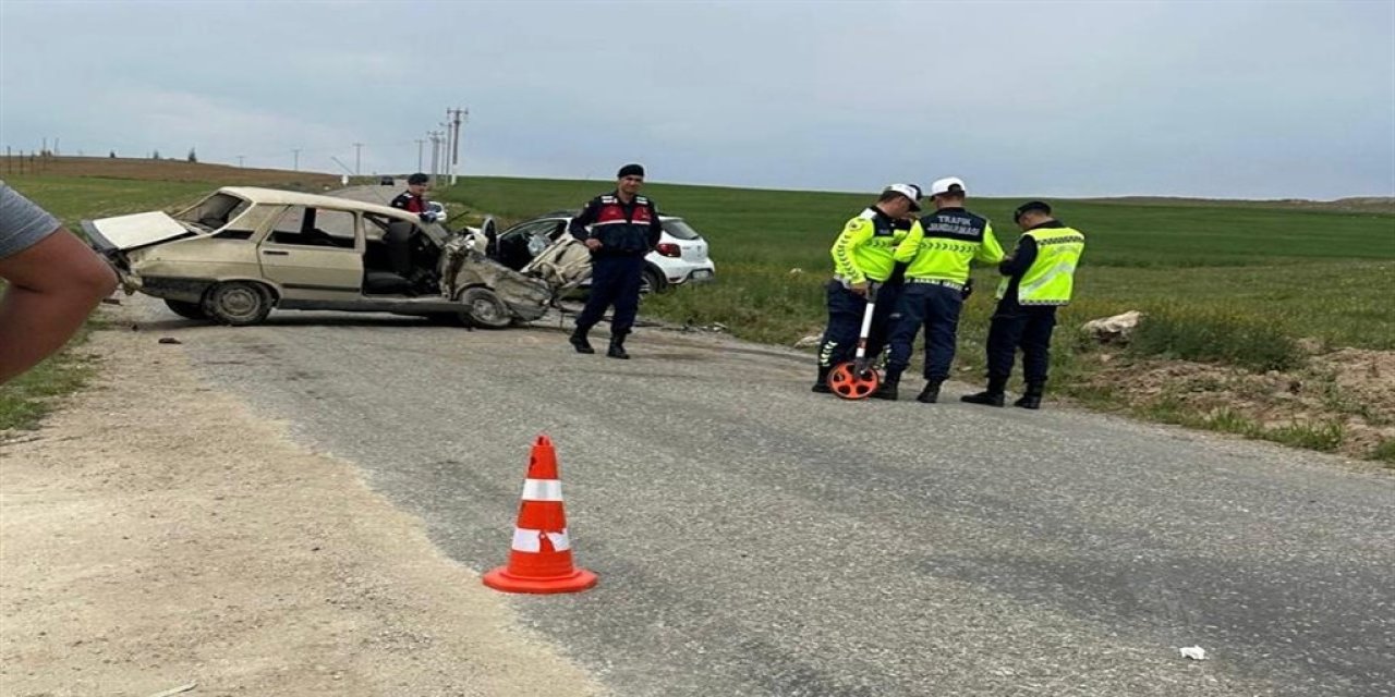 Annesini ziyarete gidiyordu: Trafik kazasında yaşamını yitirdi