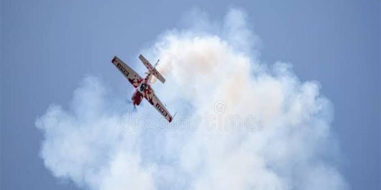 İtalya Hava Kuvvetleri akrobasi ekibinde 3 uçak çarpıştı