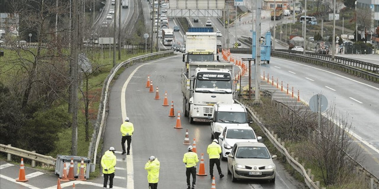 Maliyeciler şehir girişlerine konuşlandı: Kamyonlar kontrol ediliyor!