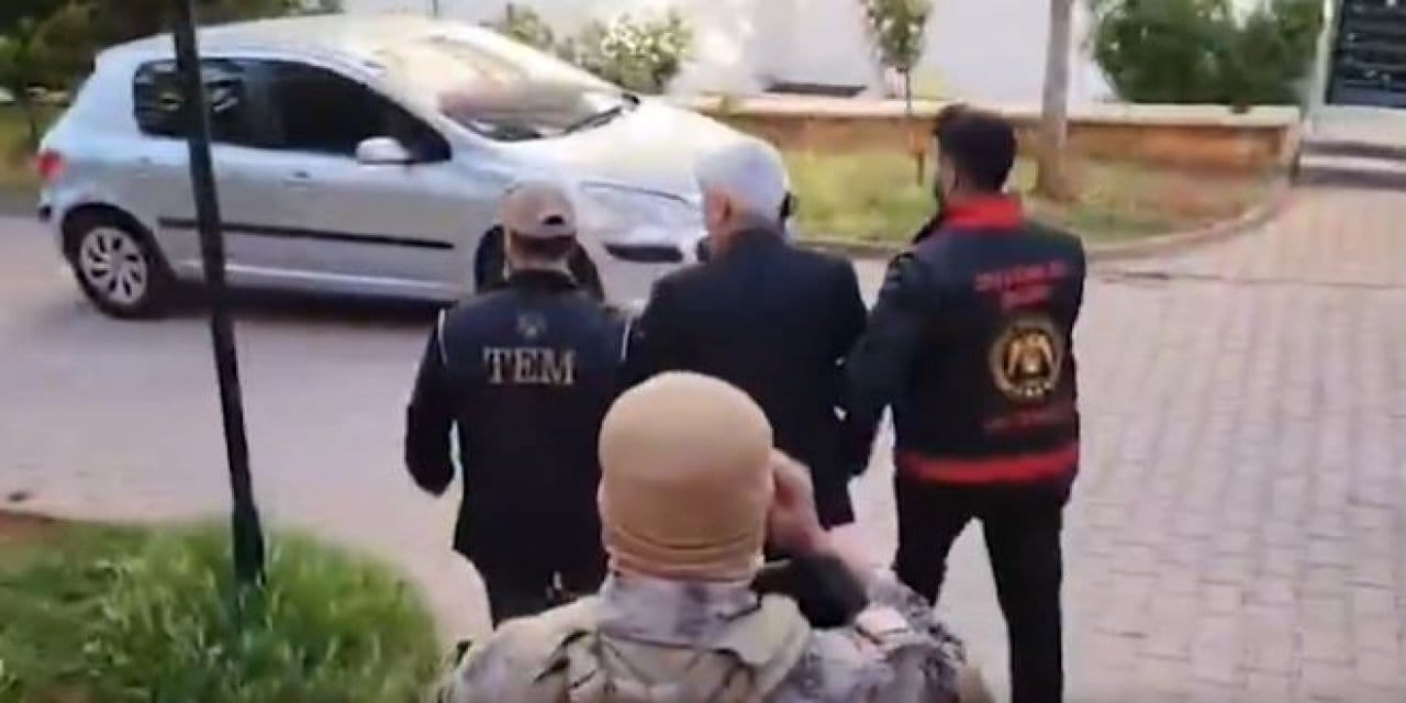 47 ilde FETÖ operasyonu: 222 gözaltı 48 firari