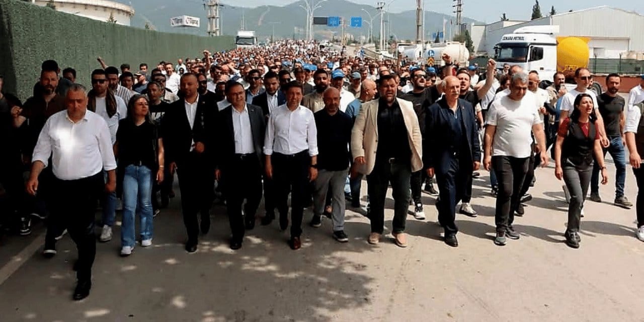 Yüzde 35 zam yetmedi yüzde 70 istediler, yolu kestiler