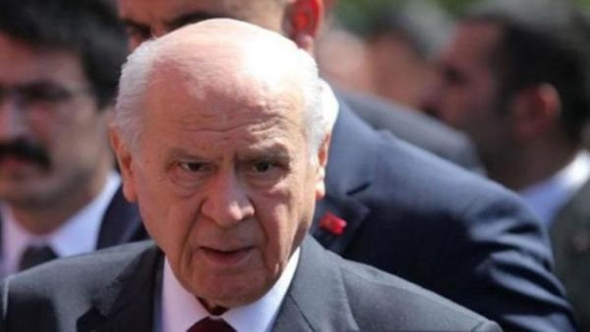 Bahçeli'den "yeni parti" açıklaması: Ahmet bey "104 olayım" diyorsa yolu açık olsun