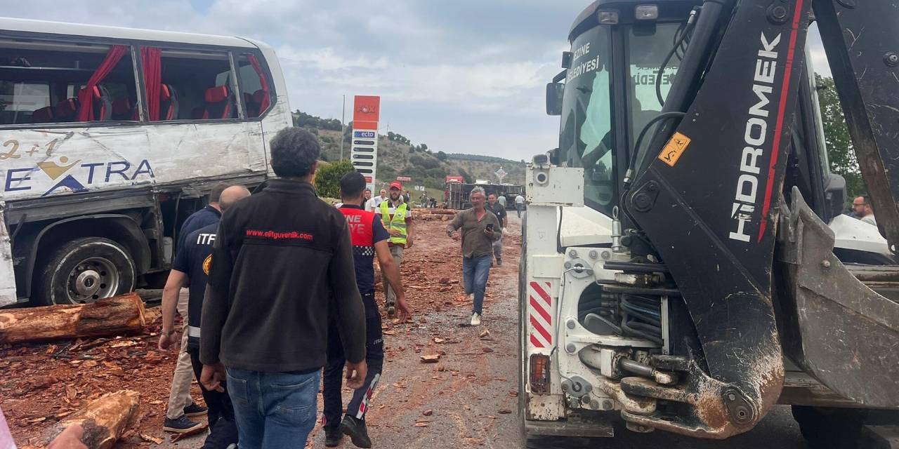 Son dakika | Çanakkale'de zincirleme kaza: Ölü ve yaralılar var