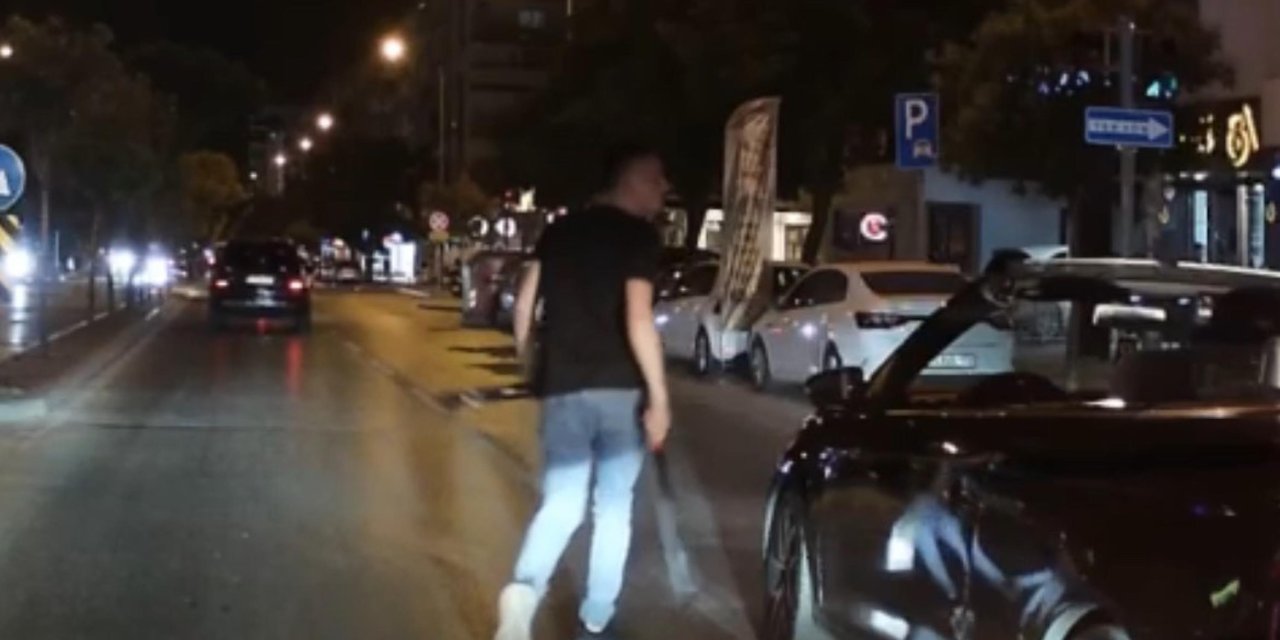 Trafikte tartıştı döner bıçağı çekti