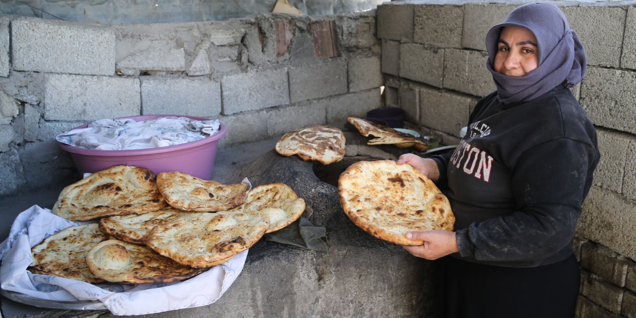 8 çocuğuna 11 yıldır hem anne hem baba oldu