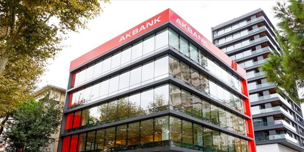 Akbank yönetiminde üst düzey değişimler