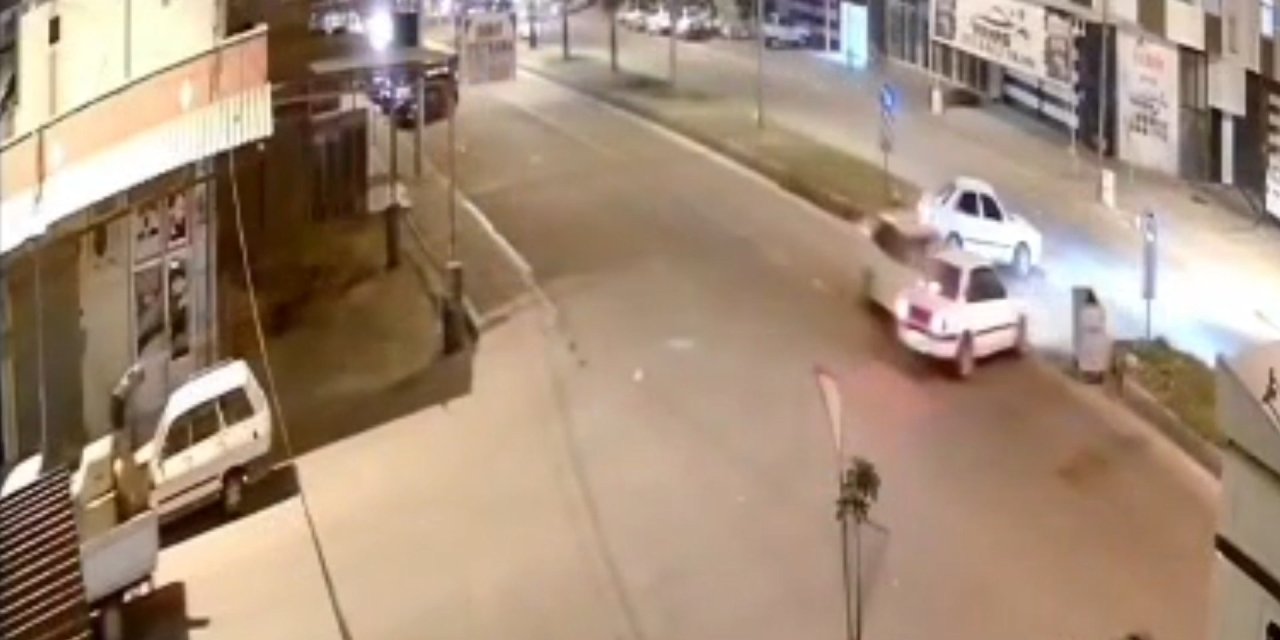 Şanlıurfa'da otomobiller çarpıştı: 1 ölü 2 yaralı