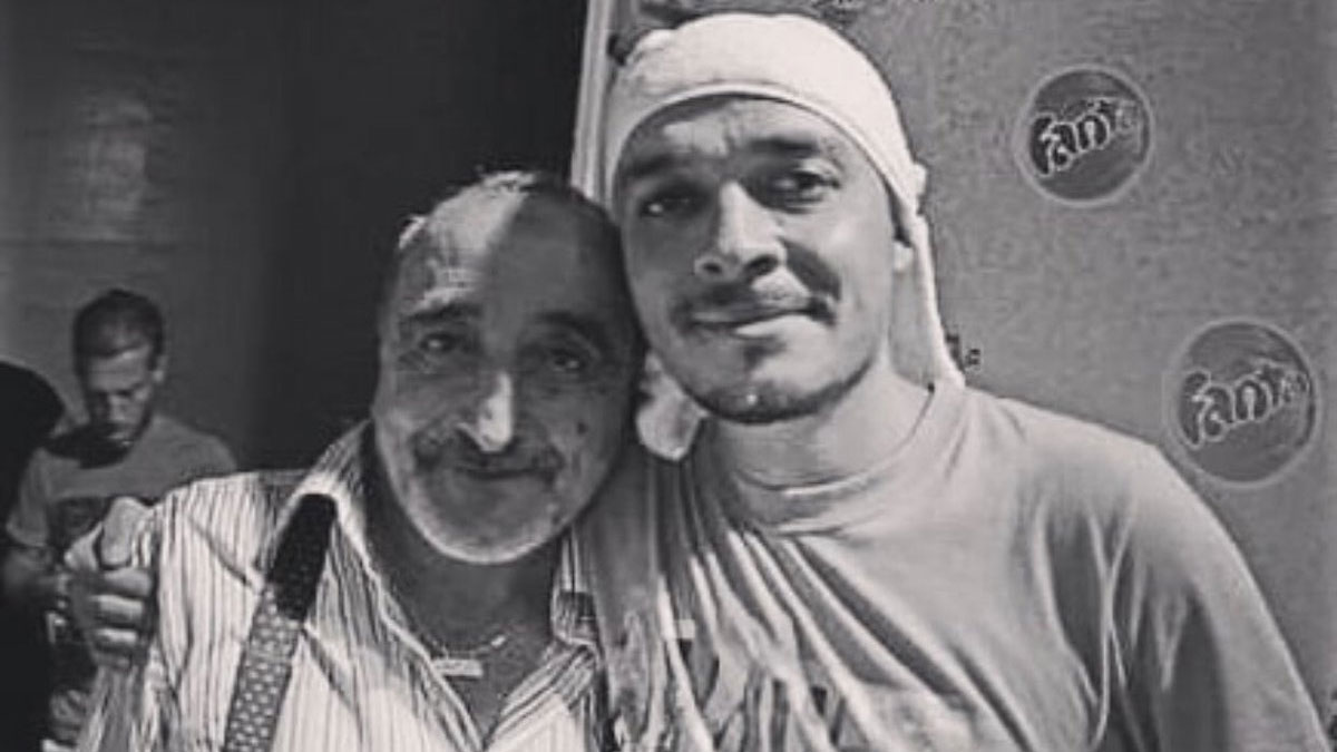 Ünlü rap şarkıcısı Ceza'nın babası vefat etti