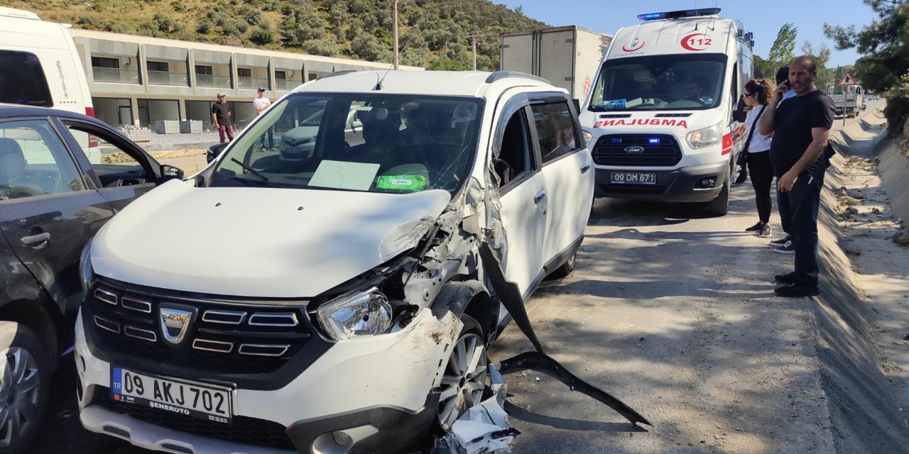 Rahatsızlanan sürücü 3 araca çarptı