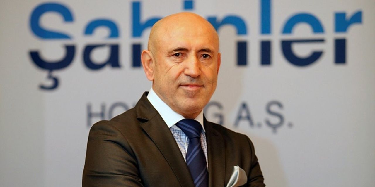 Ünlü iş insanı yurt dışındaymış gibi paylaşımlar yapıyordu, tutuklandığı ortaya çıktı